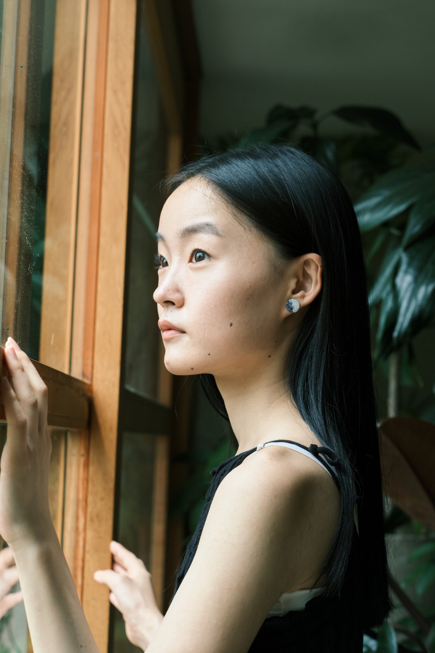 Crashed Shell Earrings: Blue&White