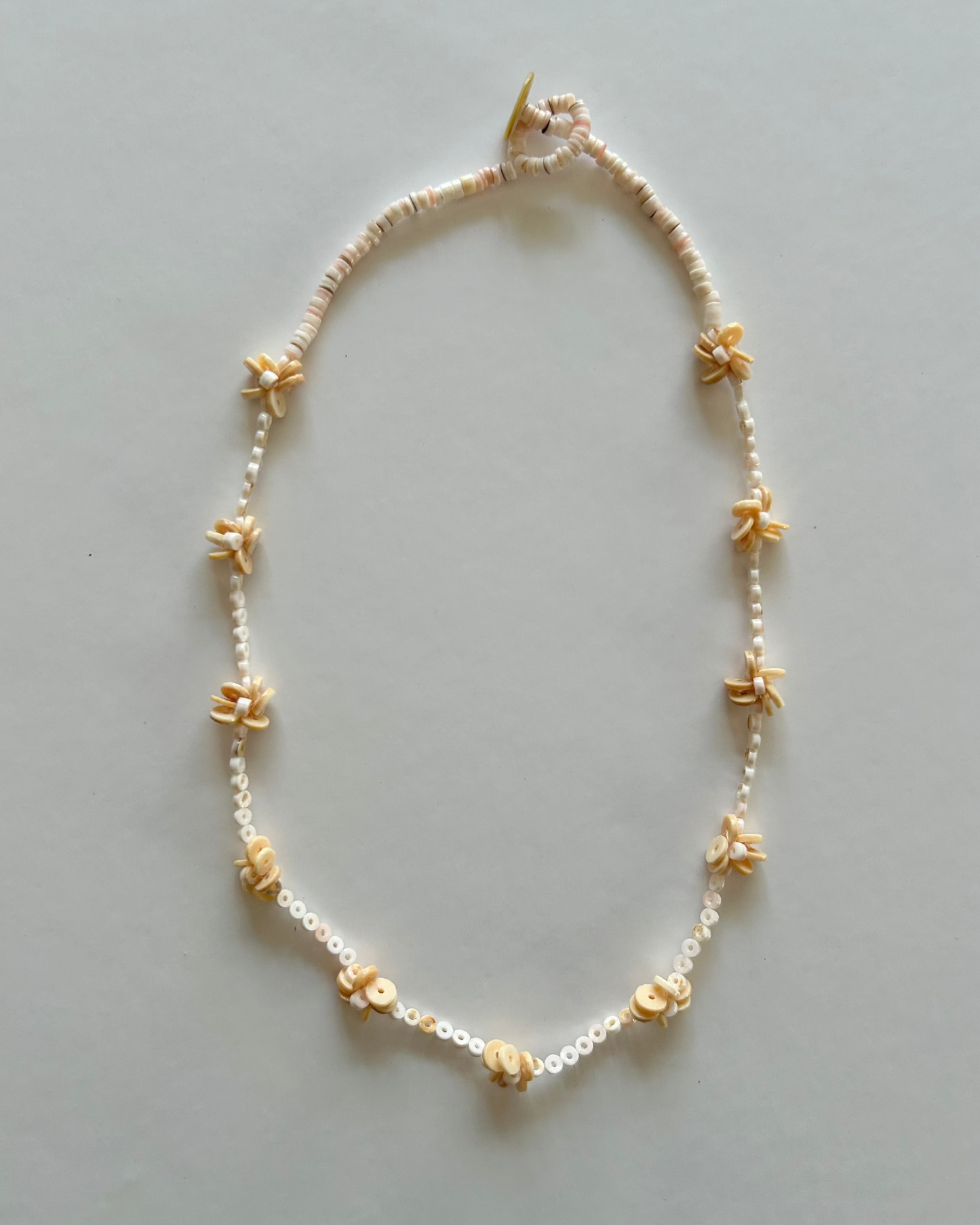 Shell Necklace: Flower