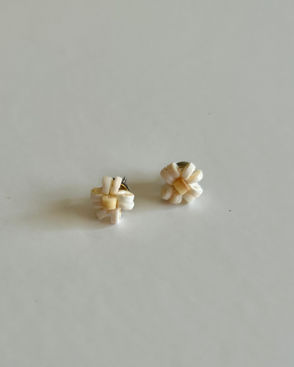 Shell Earrings: Flower
