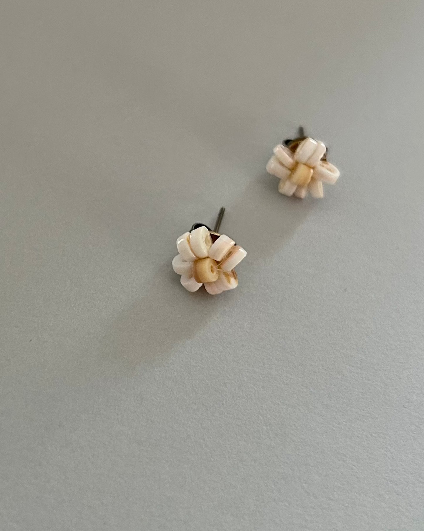 Shell Earrings: Flower
